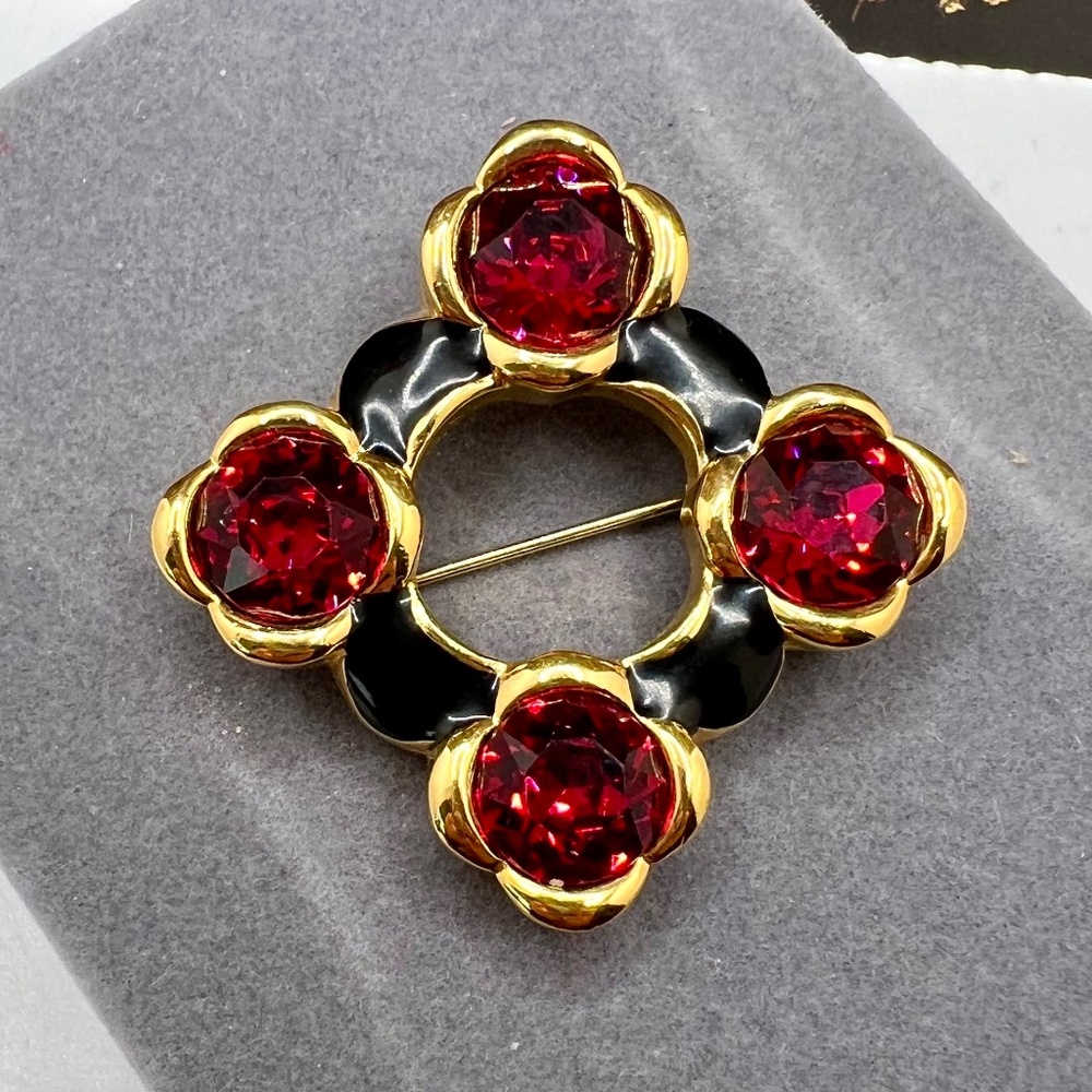 Monet Magenta and Black Enamel Arabesque Tile Shape Brooch - READ Listing